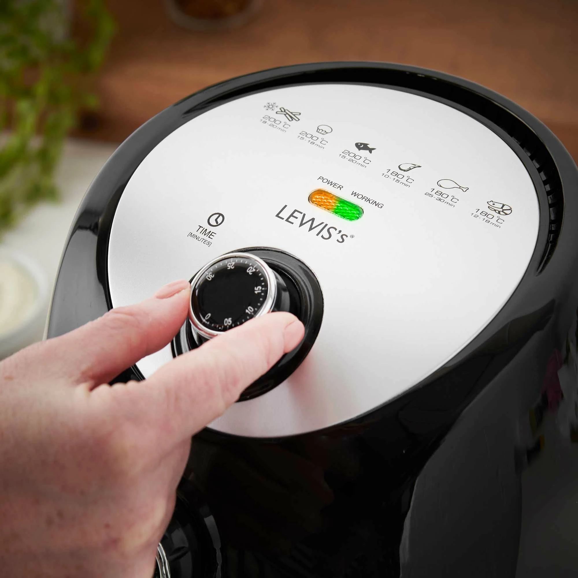Lewis's Compact Air Fryer 2.4L 900W - Black - Image 7
