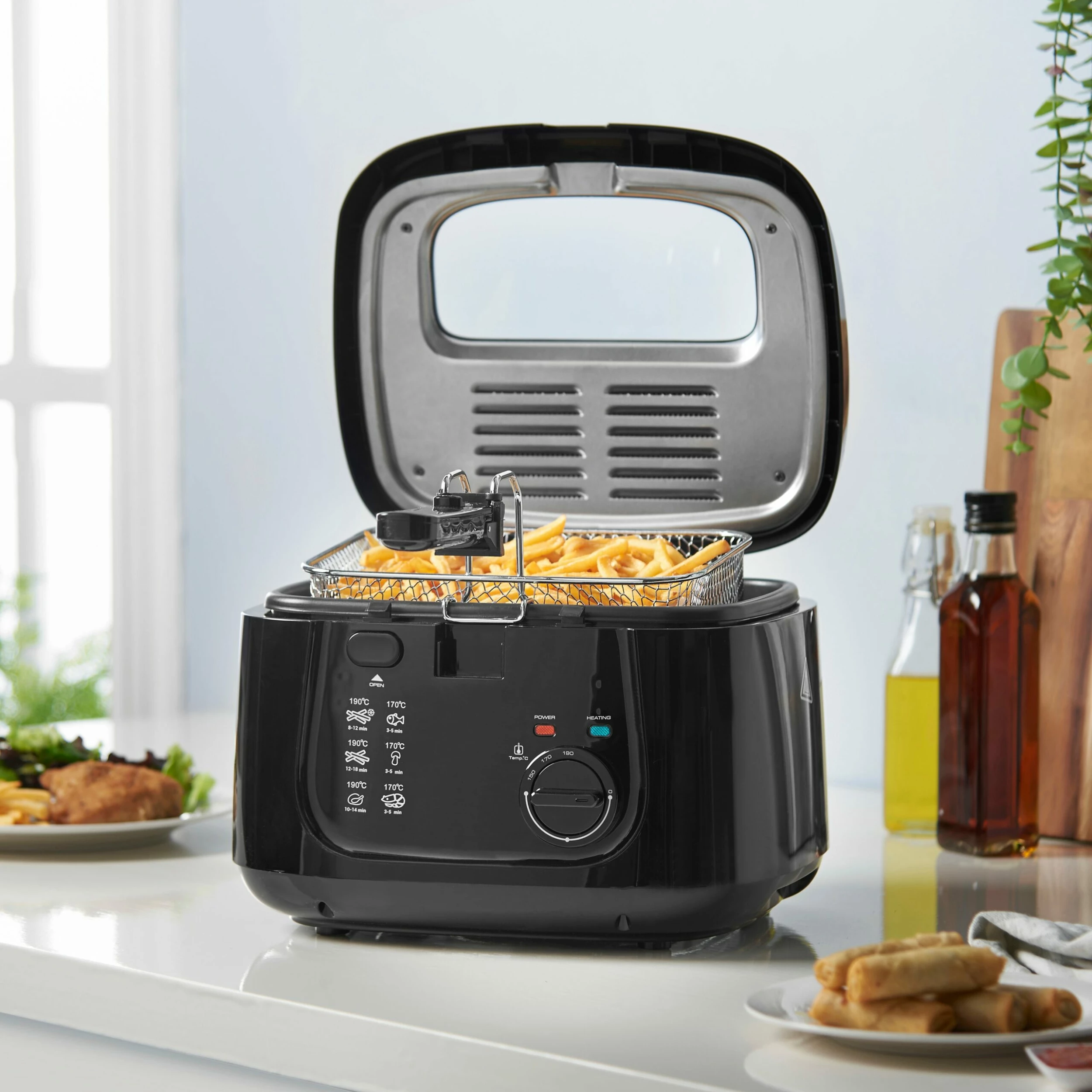 Lewis's Deep Fat Fryer 2.5L - Black - Image 2