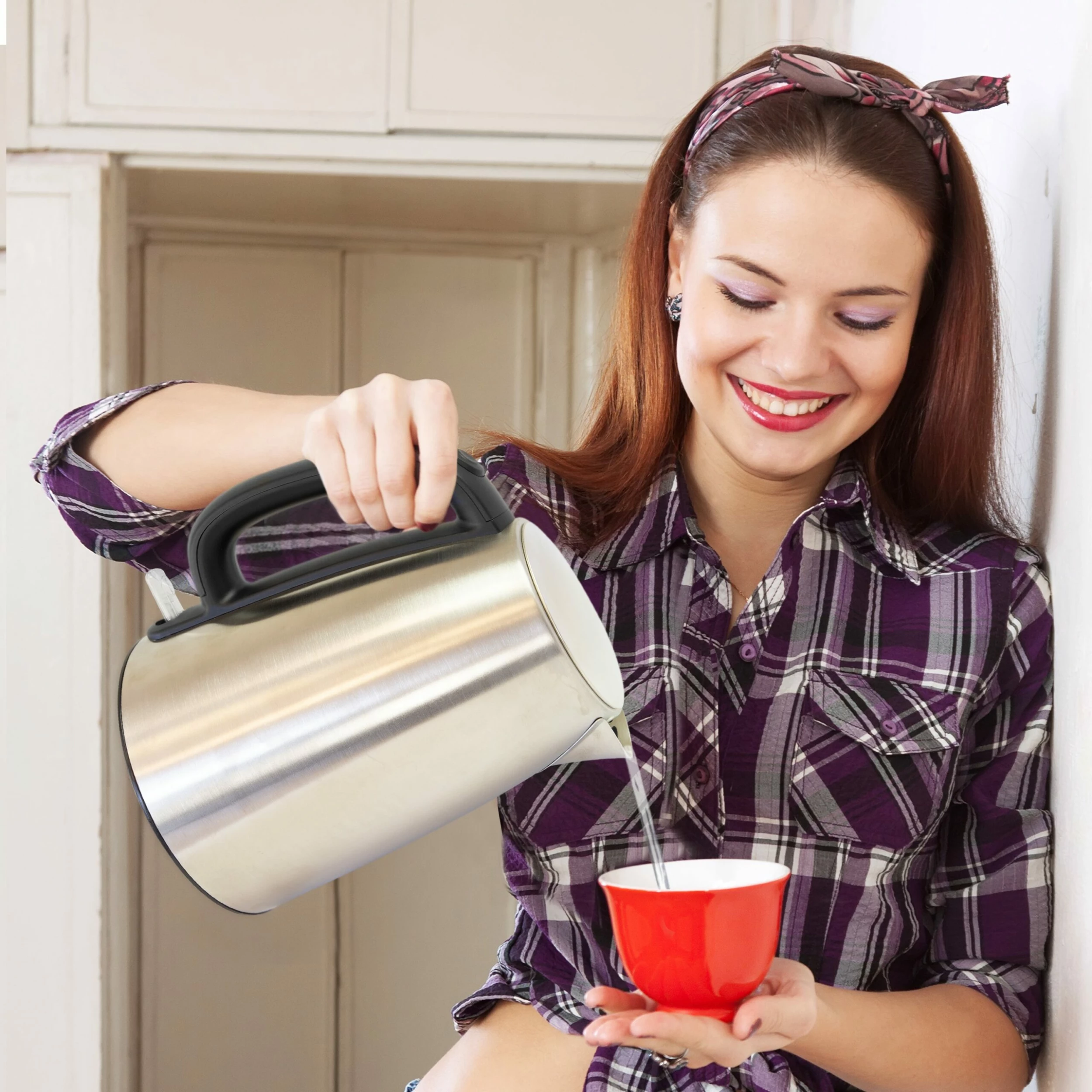 Quest 1.7L 3KW Stainless Steel Jug Kettle - Silver - Image 11