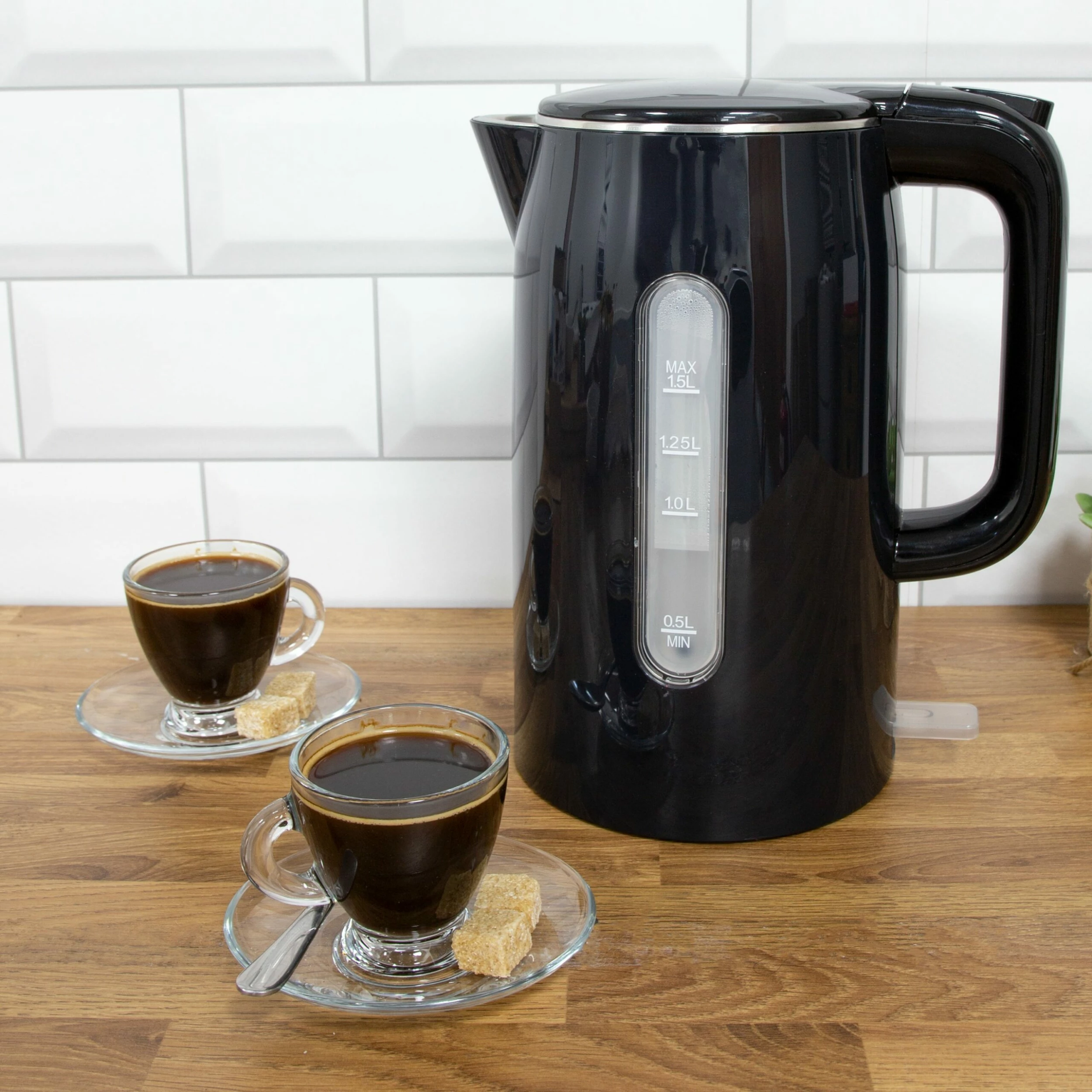 Quest Jug Kettle 1.5 Litre Fast Boil - Black - Image 2